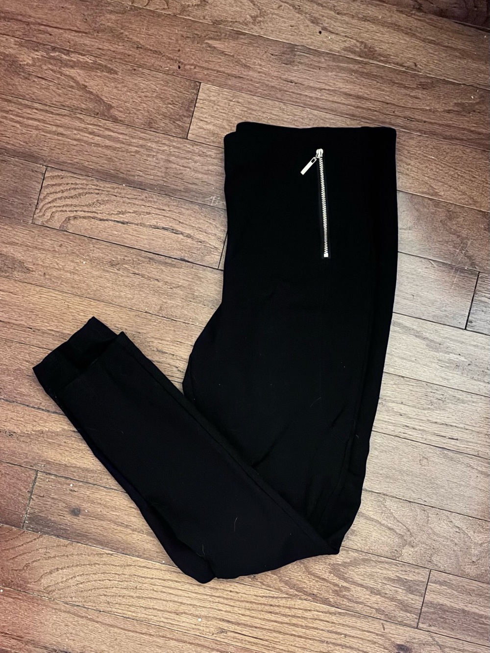 INC International Concepts Black Skinny Ponte Pants with Gold Zips